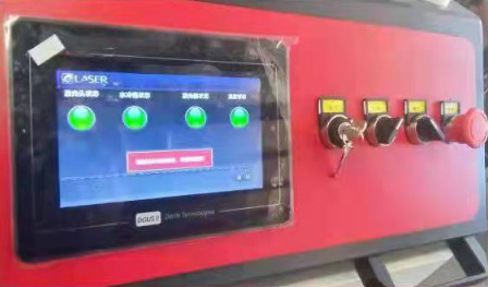 Ręczna maszyna do spawania i cięcia laserem światłowodowym Qilin Head 2000 Watt SS